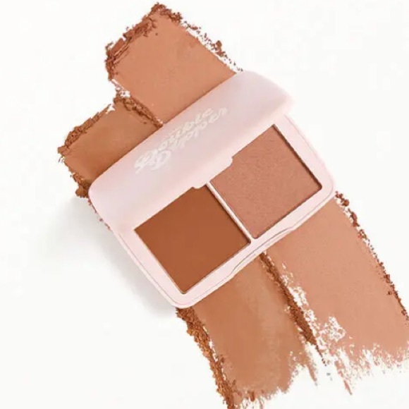 Other - HALF CAKED
Double Dipper Matte Bronzer in Miami Beach